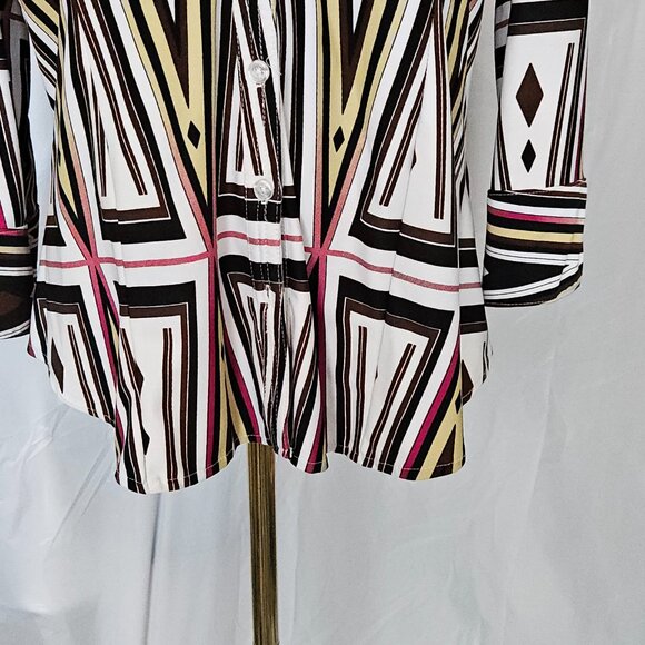 Essentials by Milano Blouse L – Geo Print Button Front Tunic Top - Picture 4 of 8